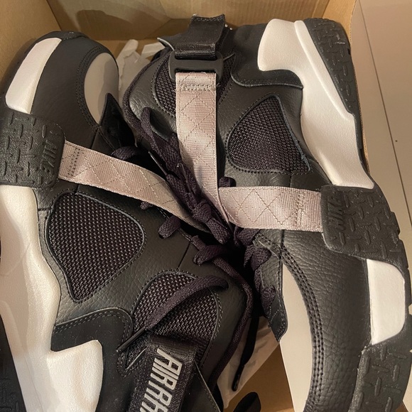 2020 Nike air raid - Picture 3 of 4